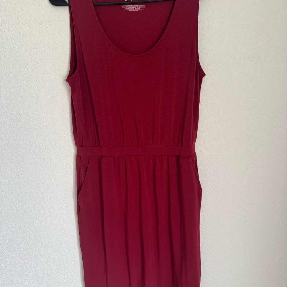 Betabrand Sleeveless Red Stretch Knit Dress with Pockets Size Medium